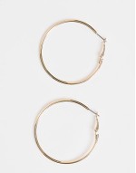 medium simple hoop in gold